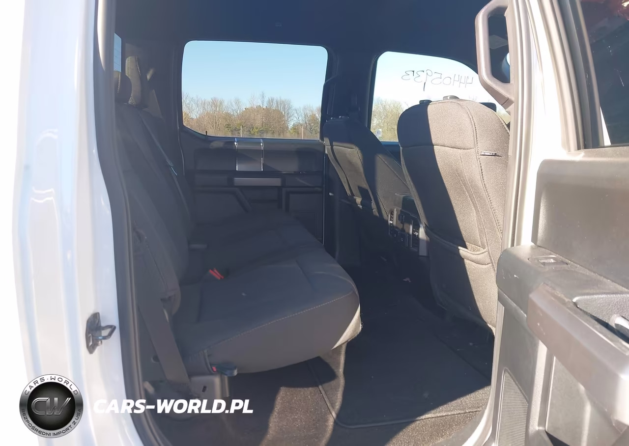 2019 Ford F-150 Xlt VIN:1FTEW1E57KFB09733 - 8