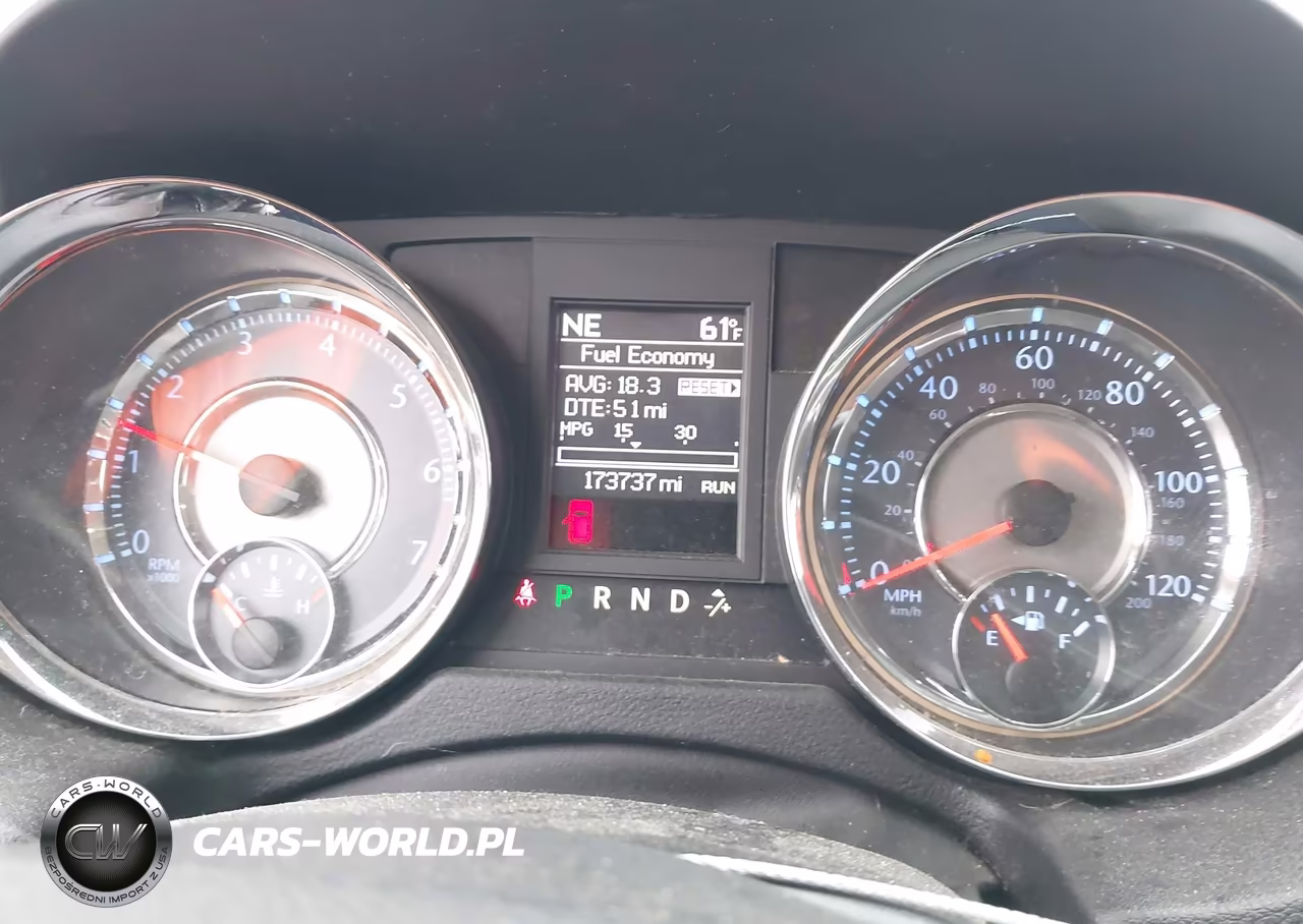 2014 Chrysler Town & Country Touring VIN:2C4RC1BG1ER442264 - 7