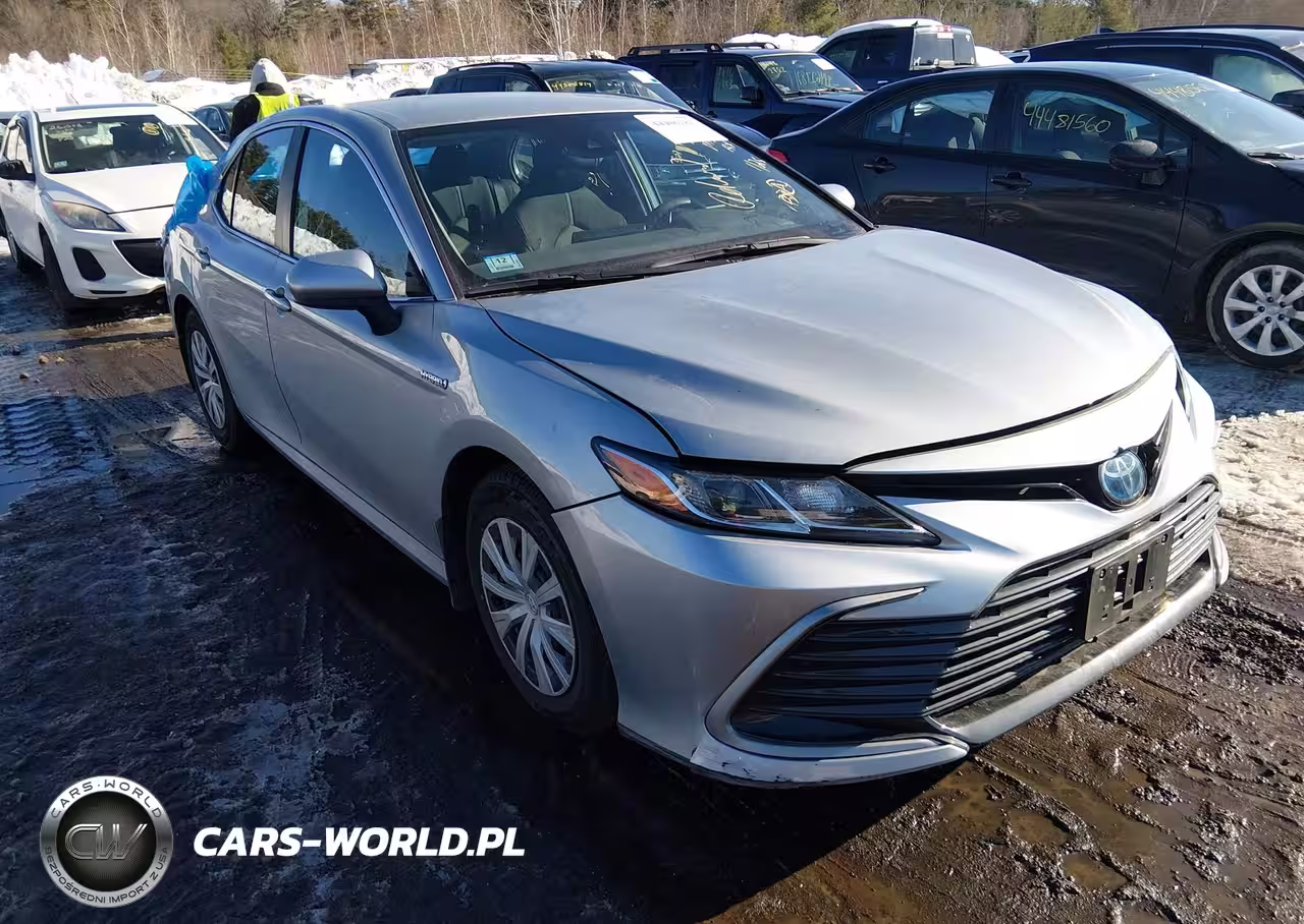 2021 Toyota Camry Le Hybrid
