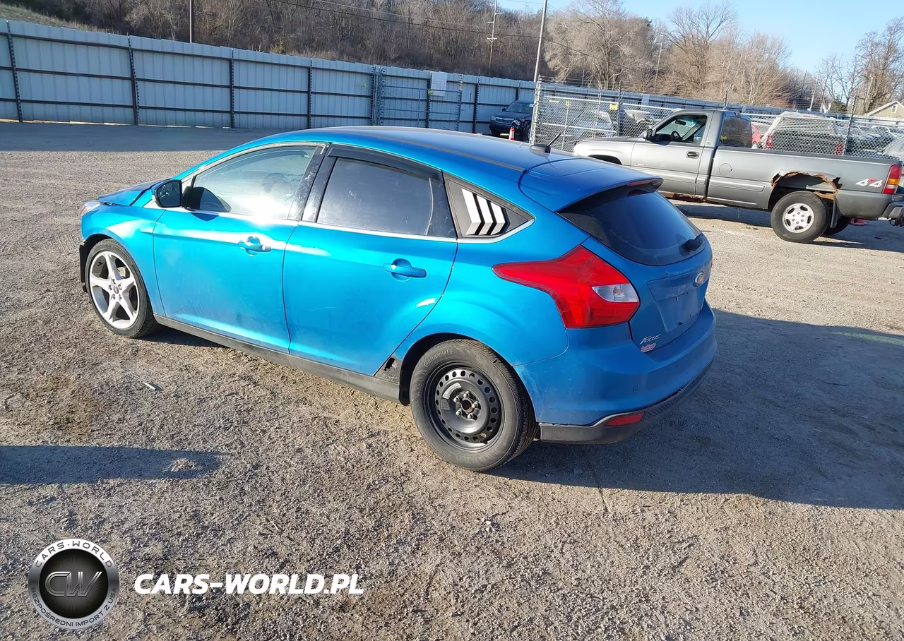 2013 Ford Focus Titanium VIN:1FADP3N2XDL251353 - 3