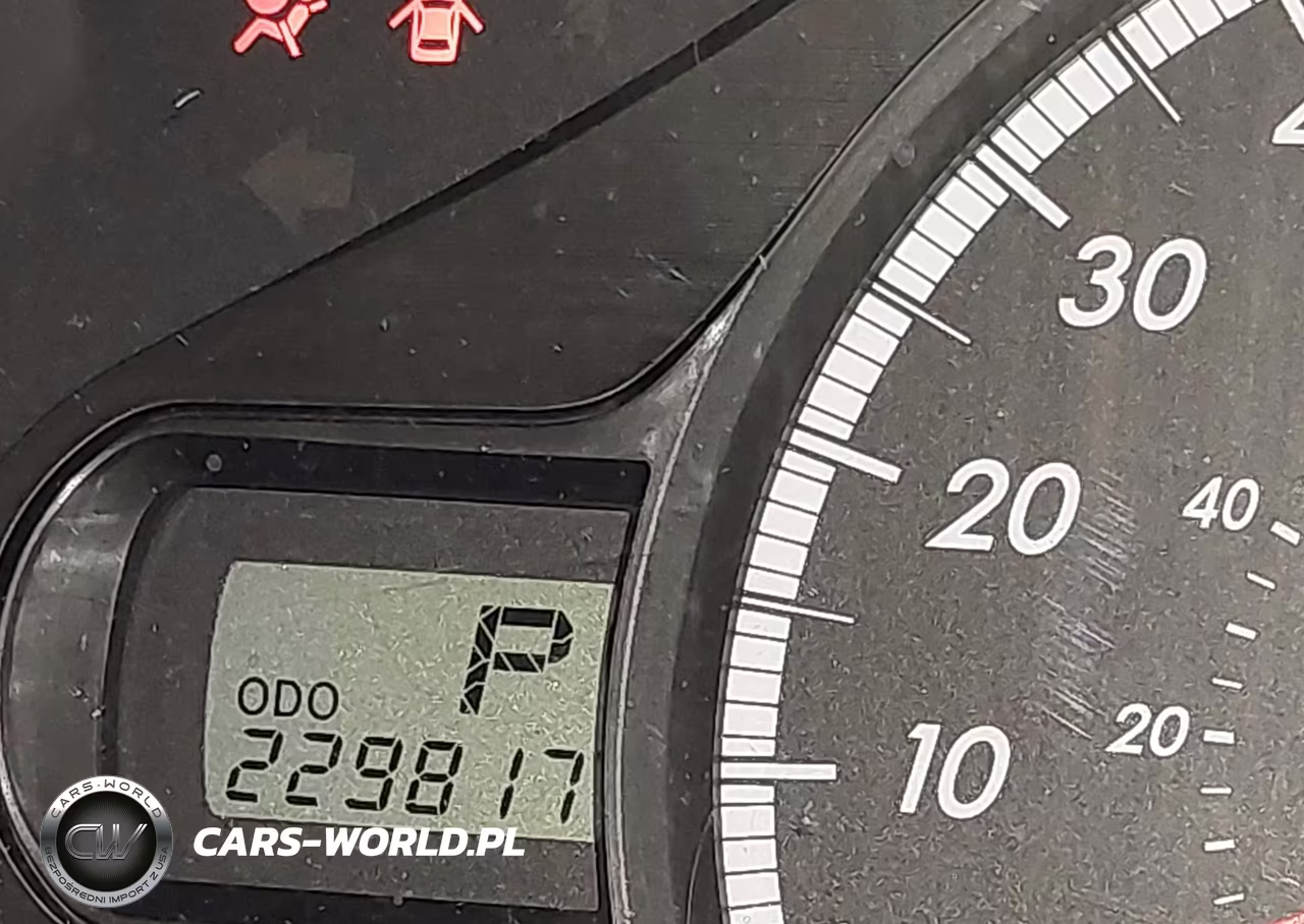 2011 Toyota Sienna Le V6 VIN:5TDKK3DC2BS047197 - 15