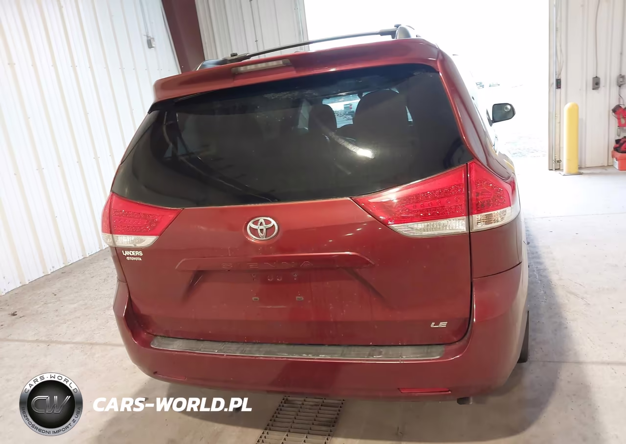 2011 Toyota Sienna Le V6 VIN:5TDKK3DC2BS047197 - 16