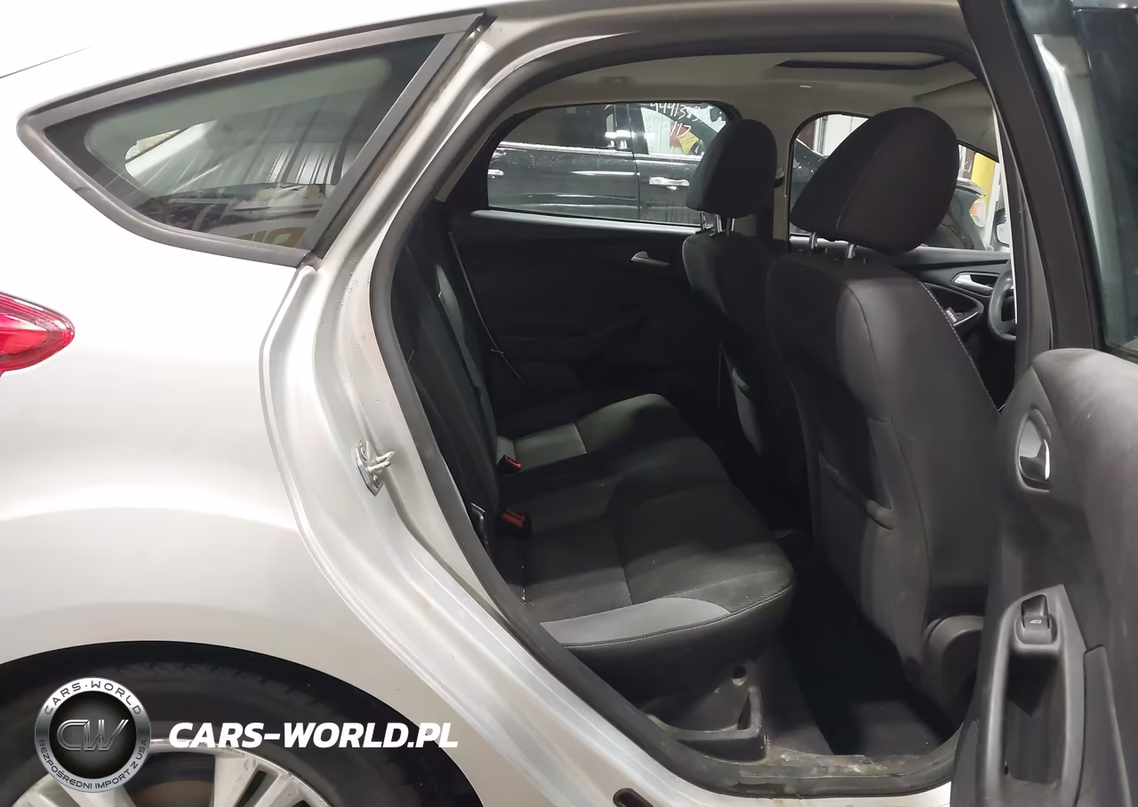 2014 Ford Focus Se VIN:1FADP3K22EL382038 - 8