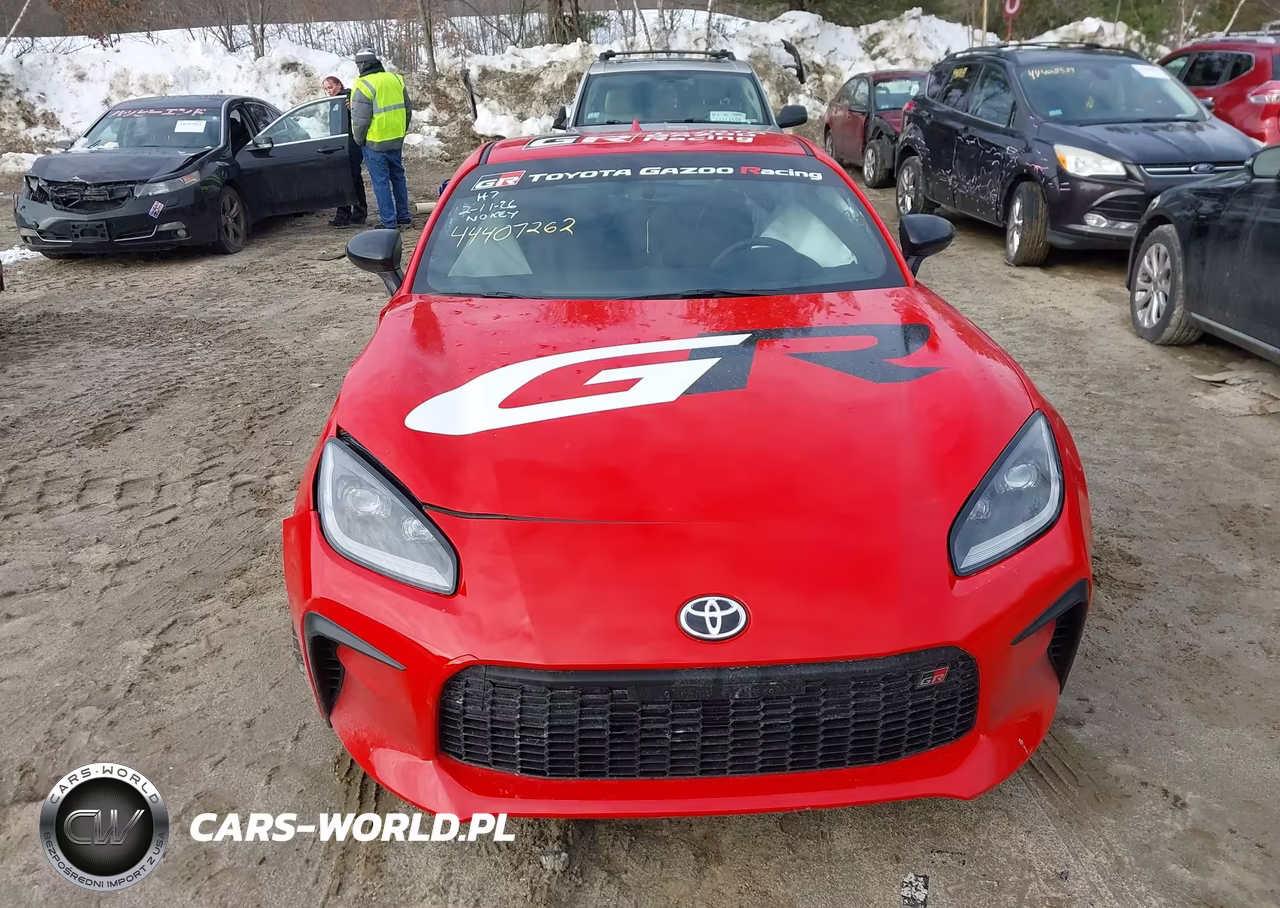 2025 Toyota Gr86 Premium VIN:JF1ZNBE13S8756812 - 13