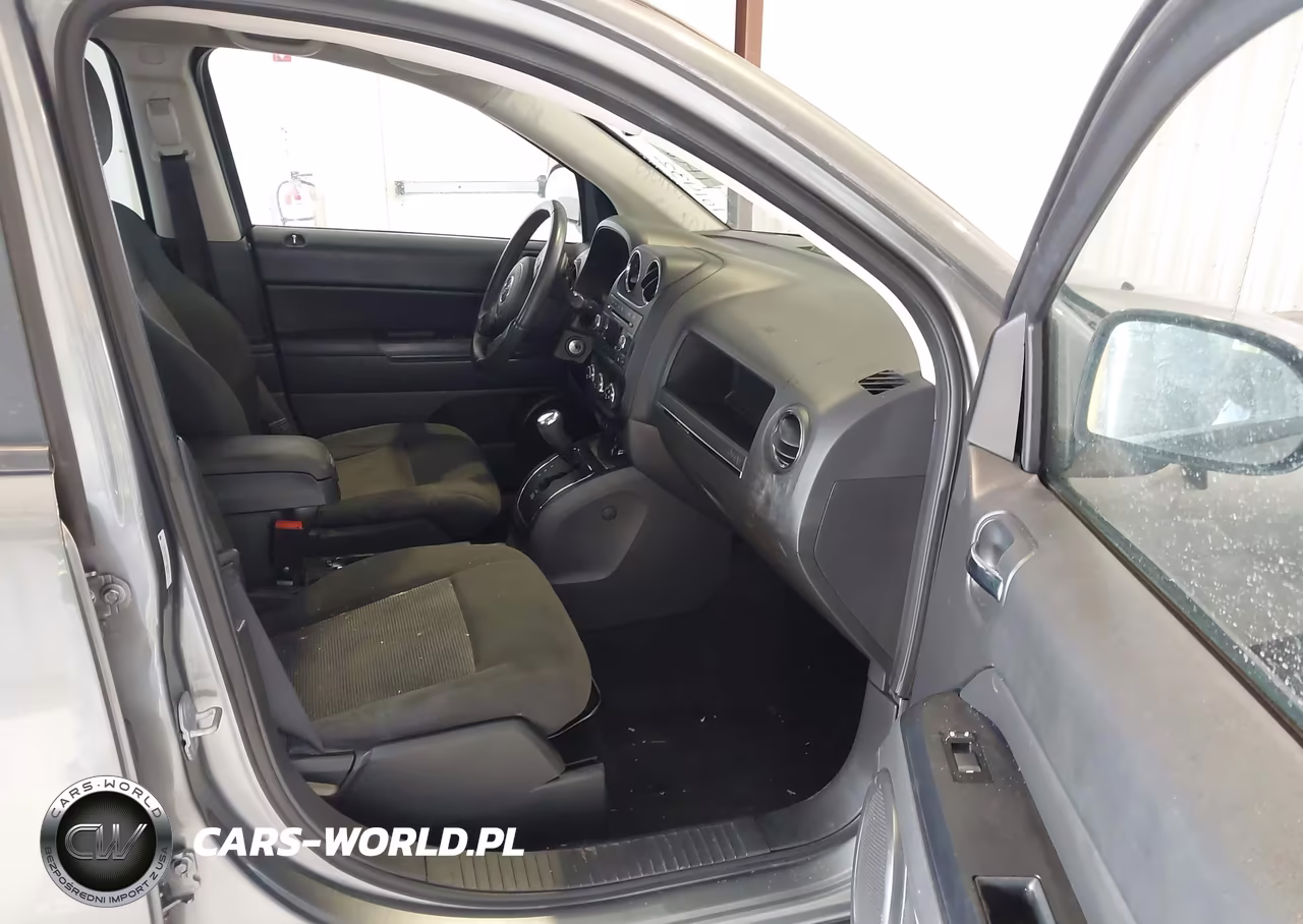 2013 Jeep Compass Latitude VIN:1C4NJDEB2DD101432 - 5