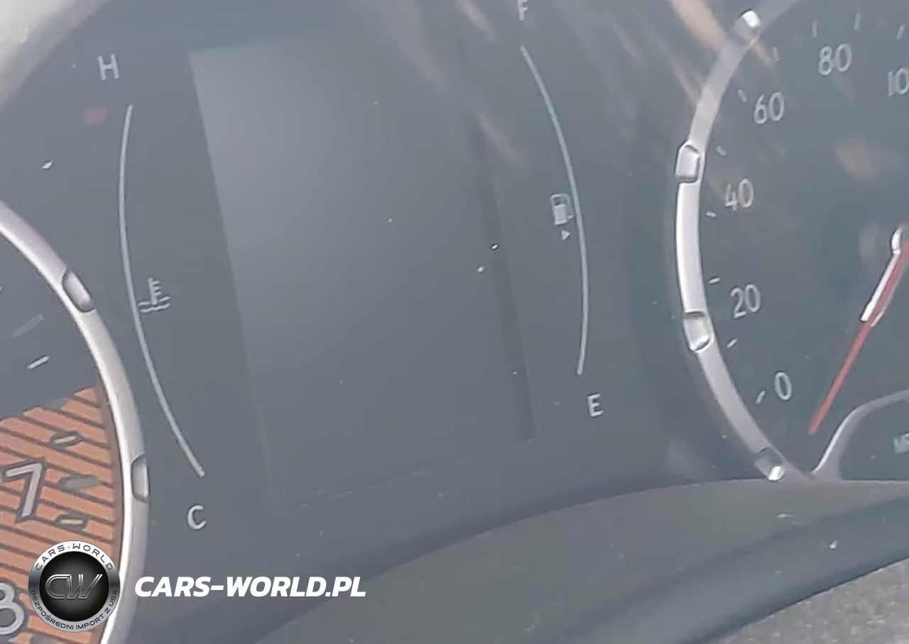 2023 Jeep Renegade Latitude 4X4 VIN:ZACNJDB10PPP16432 - 15