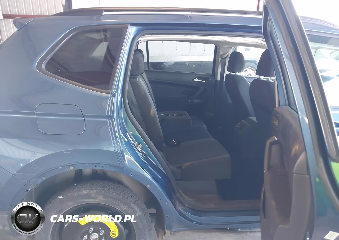 2018 Volkswagen Tiguan 2.0T S VIN:3VV1B7AXXJM059768 - 8