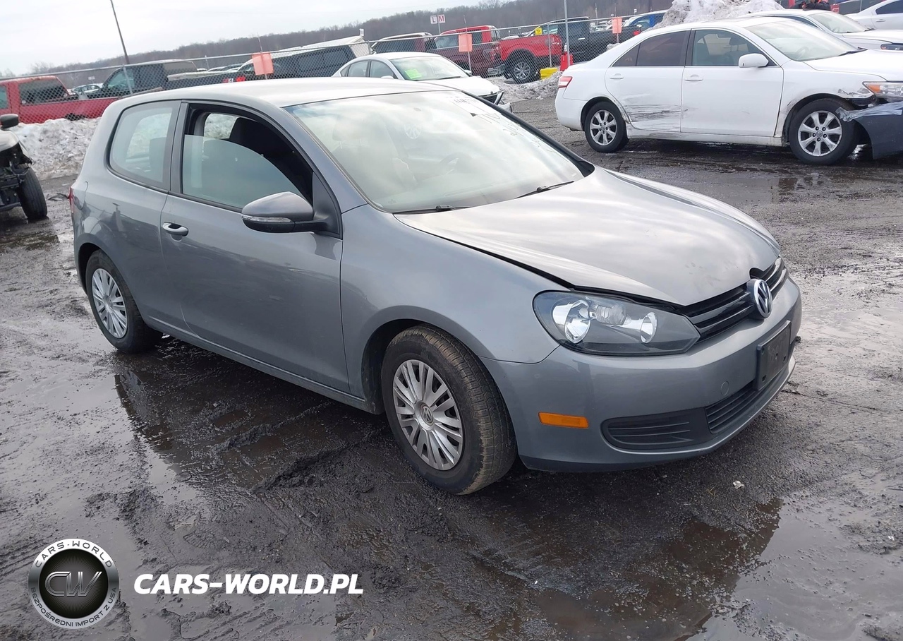 2012 Volkswagen Golf 2.5L 2-Door