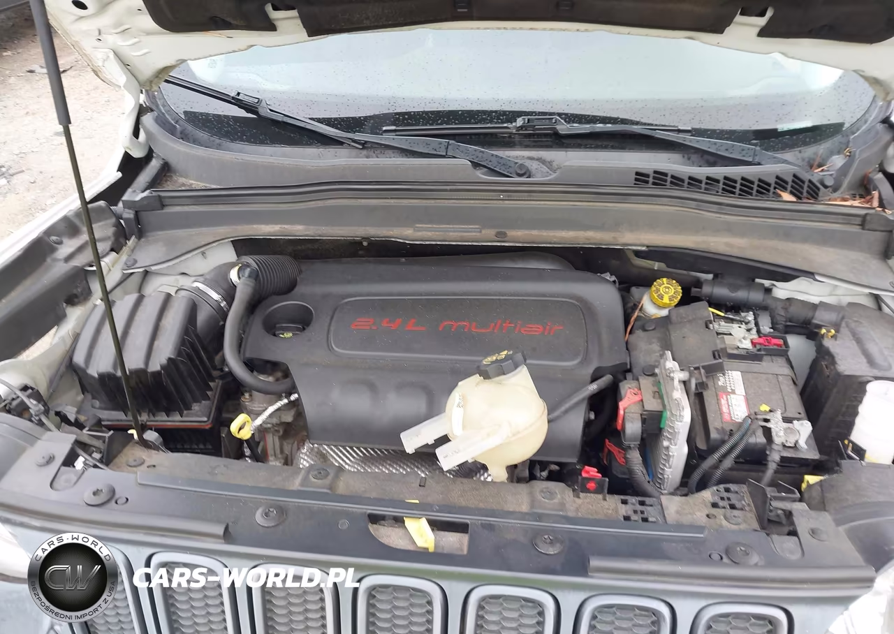 2015 Jeep Renegade Trailhawk VIN:ZACCJBCTXFPB21911 - 10