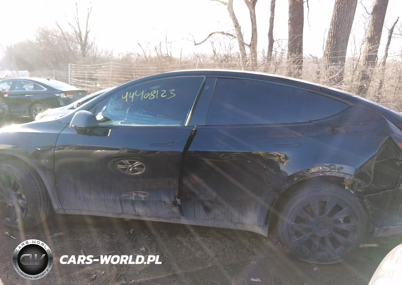 2023 Tesla Model Y Awd-Long Range Dual Motor All-Wheel Drive VIN:7SAYGDEEXPF750496 - 13