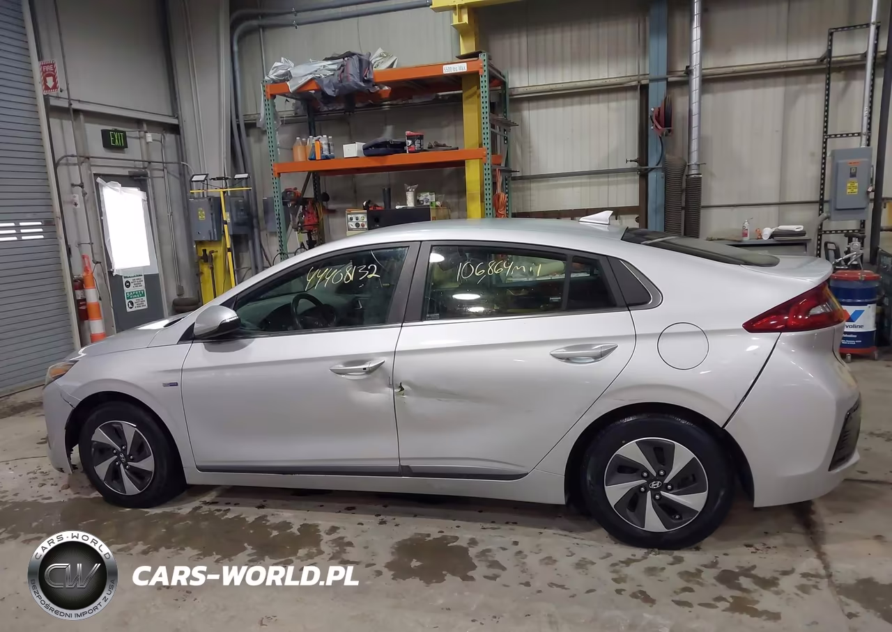 2017 Hyundai Ioniq Hybrid Sel VIN:KMHC75LC2HU056422 - 14