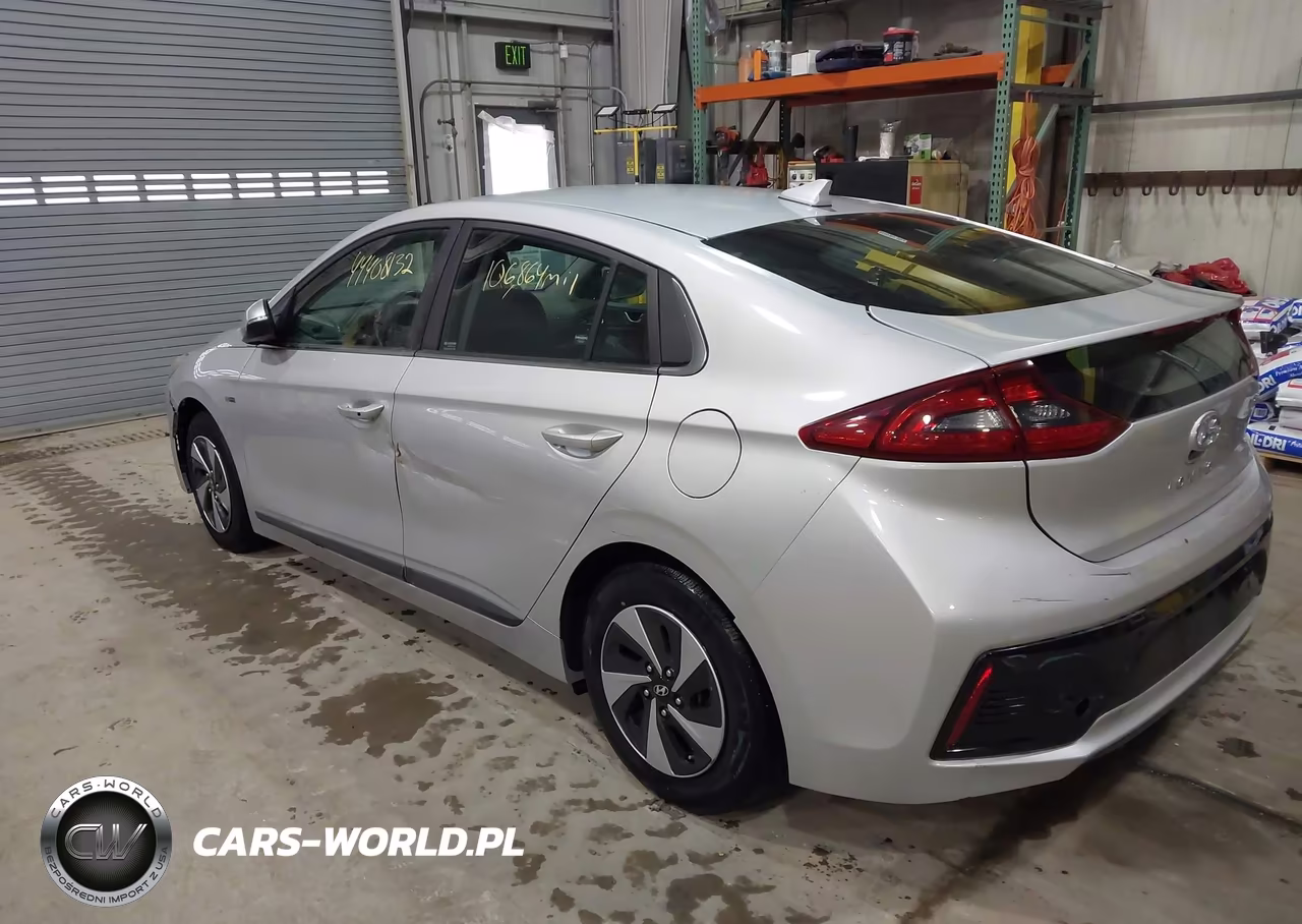 2017 Hyundai Ioniq Hybrid Sel VIN:KMHC75LC2HU056422 - 3