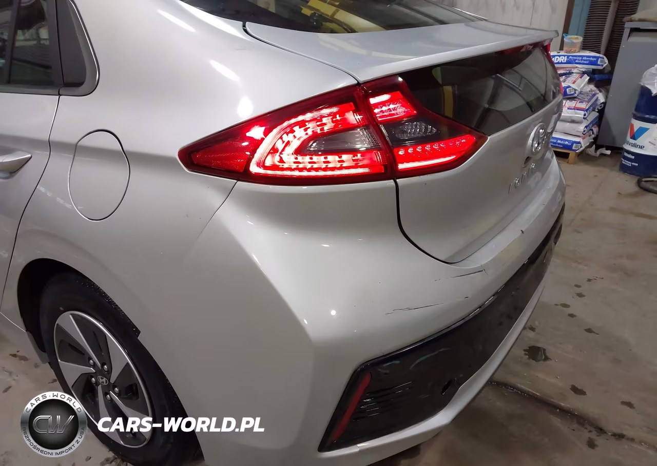 2017 Hyundai Ioniq Hybrid Sel VIN:KMHC75LC2HU056422 - 6