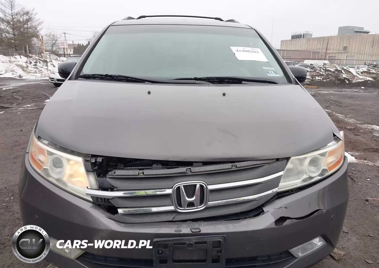 2013 Honda Odyssey Touring-Touring Elite VIN:5FNRL5H94DB071398 - 12