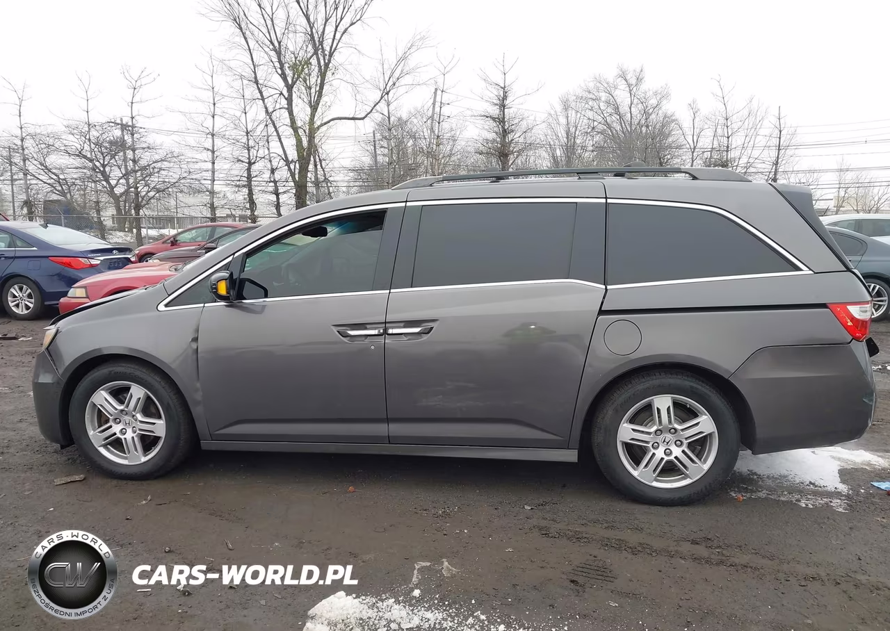 2013 Honda Odyssey Touring-Touring Elite VIN:5FNRL5H94DB071398 - 14