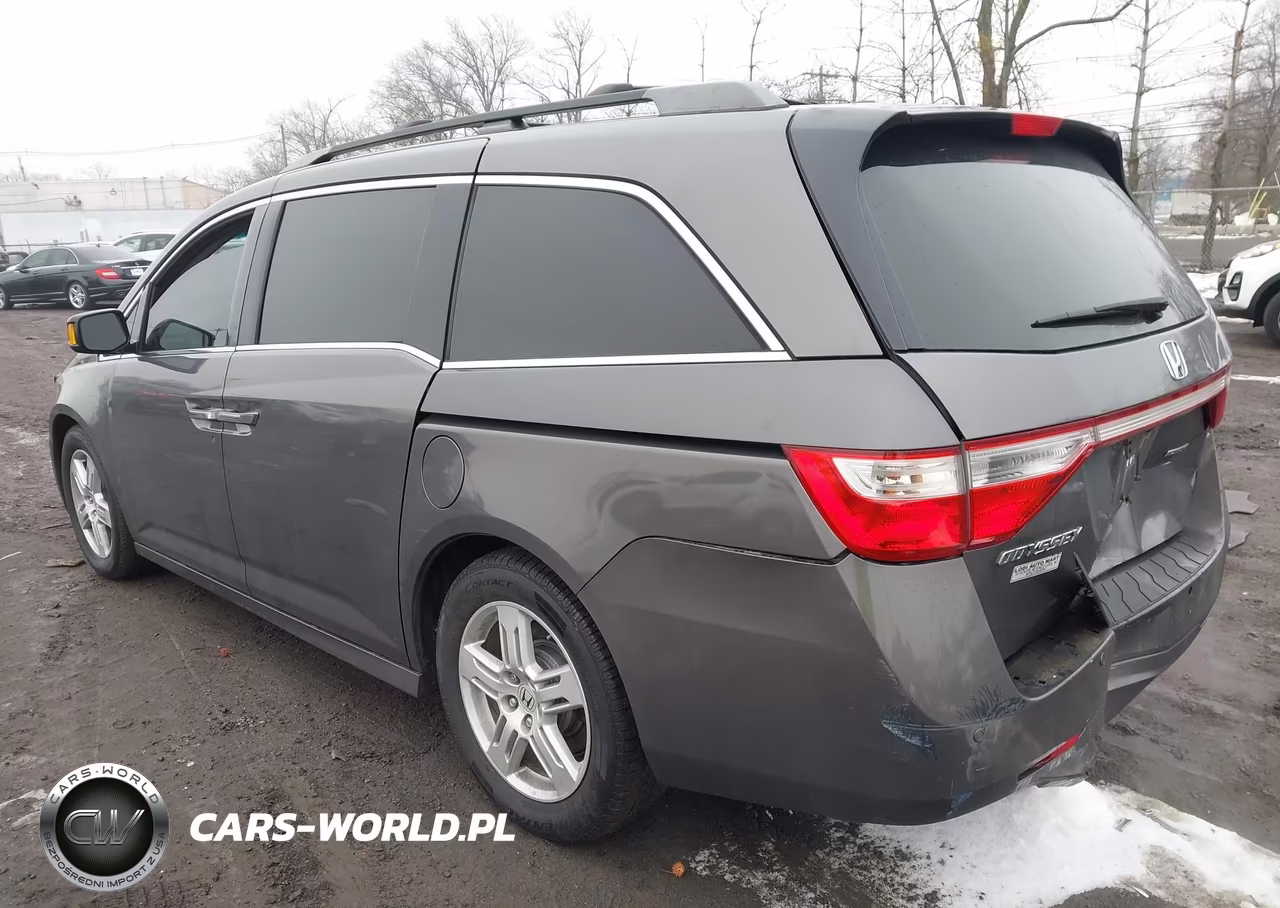 2013 Honda Odyssey Touring-Touring Elite VIN:5FNRL5H94DB071398 - 3
