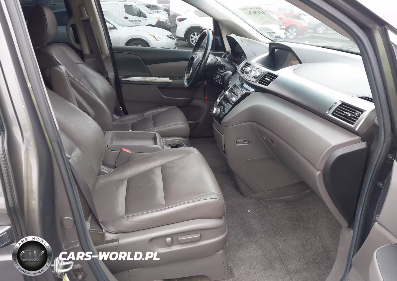 2013 Honda Odyssey Touring-Touring Elite VIN:5FNRL5H94DB071398 - 5
