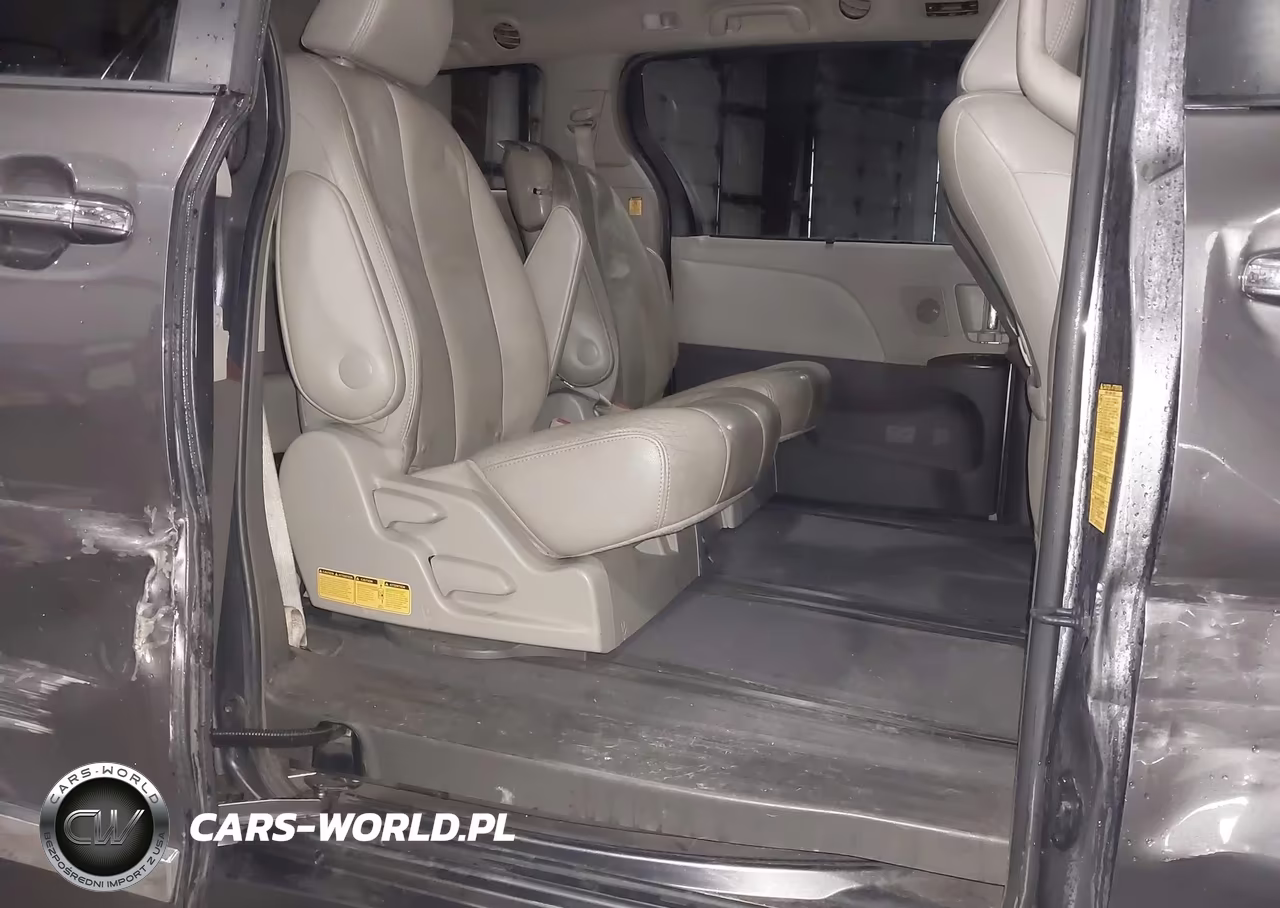 2012 Toyota Sienna Xle V6 8 Passenger VIN:5TDYK3DC3CS191563 - 8