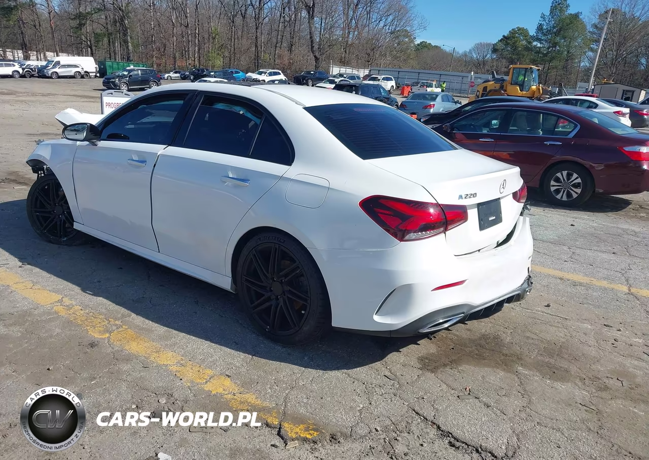 2021 Mercedes-Benz A 220 VIN:W1K3G4EB0MJ269440 - 3
