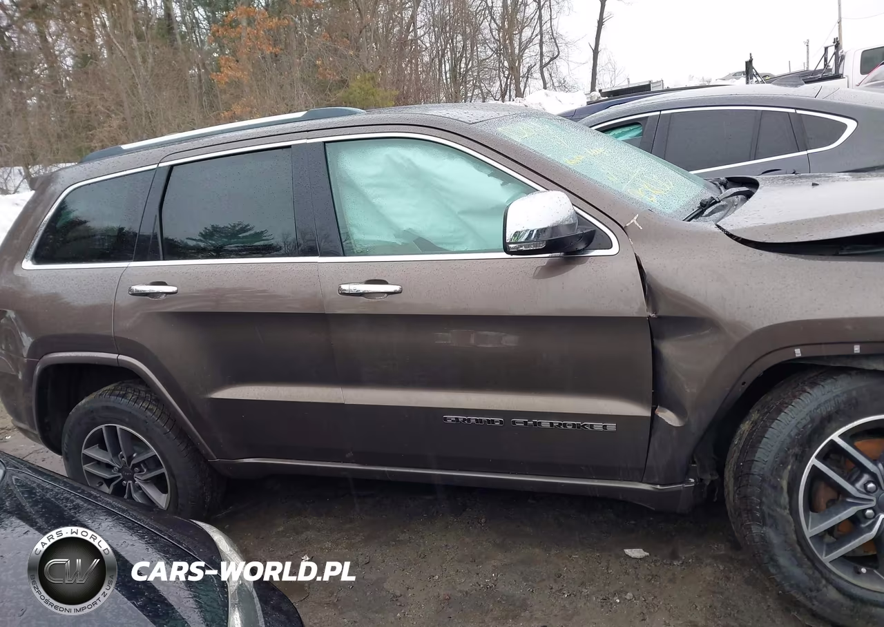 2019 Jeep Grand Cherokee Overland 4X4 VIN:1C4RJFCG7KC797364 - 13