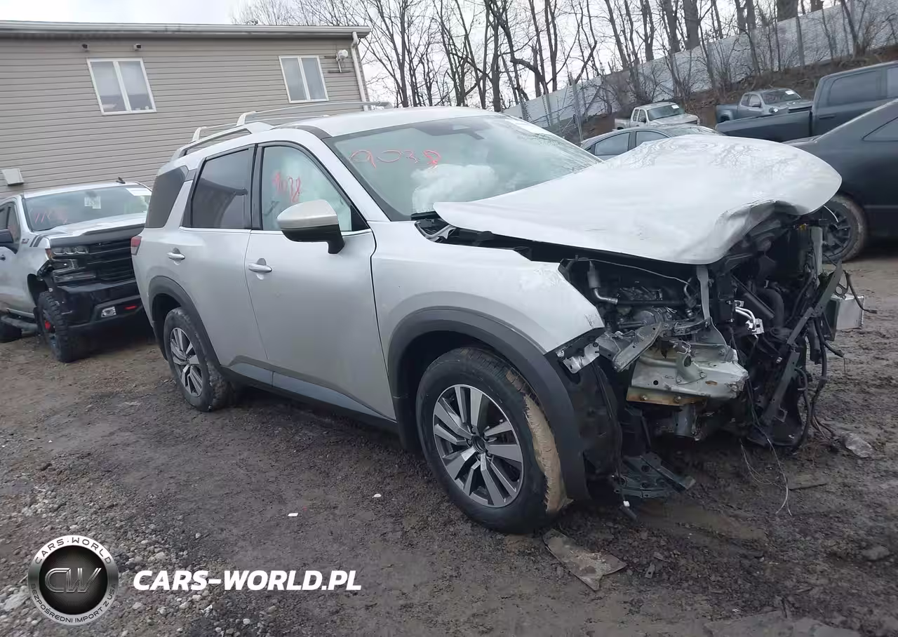 2022 Nissan Pathfinder Sl 4Wd