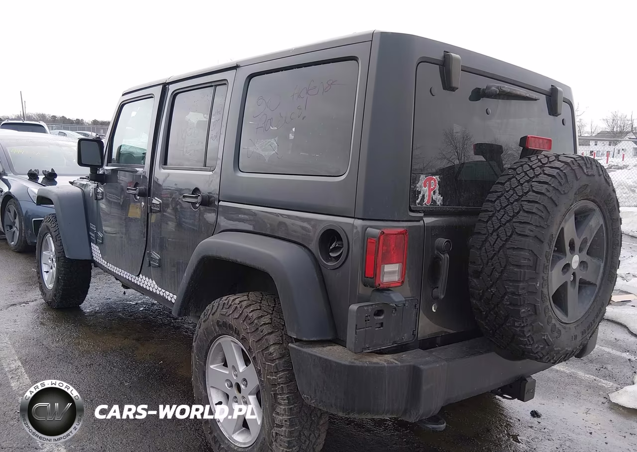 2017 Jeep Wrangler Unlimited Sport 4X4 VIN:1C4BJWDG2HL729546 - 3