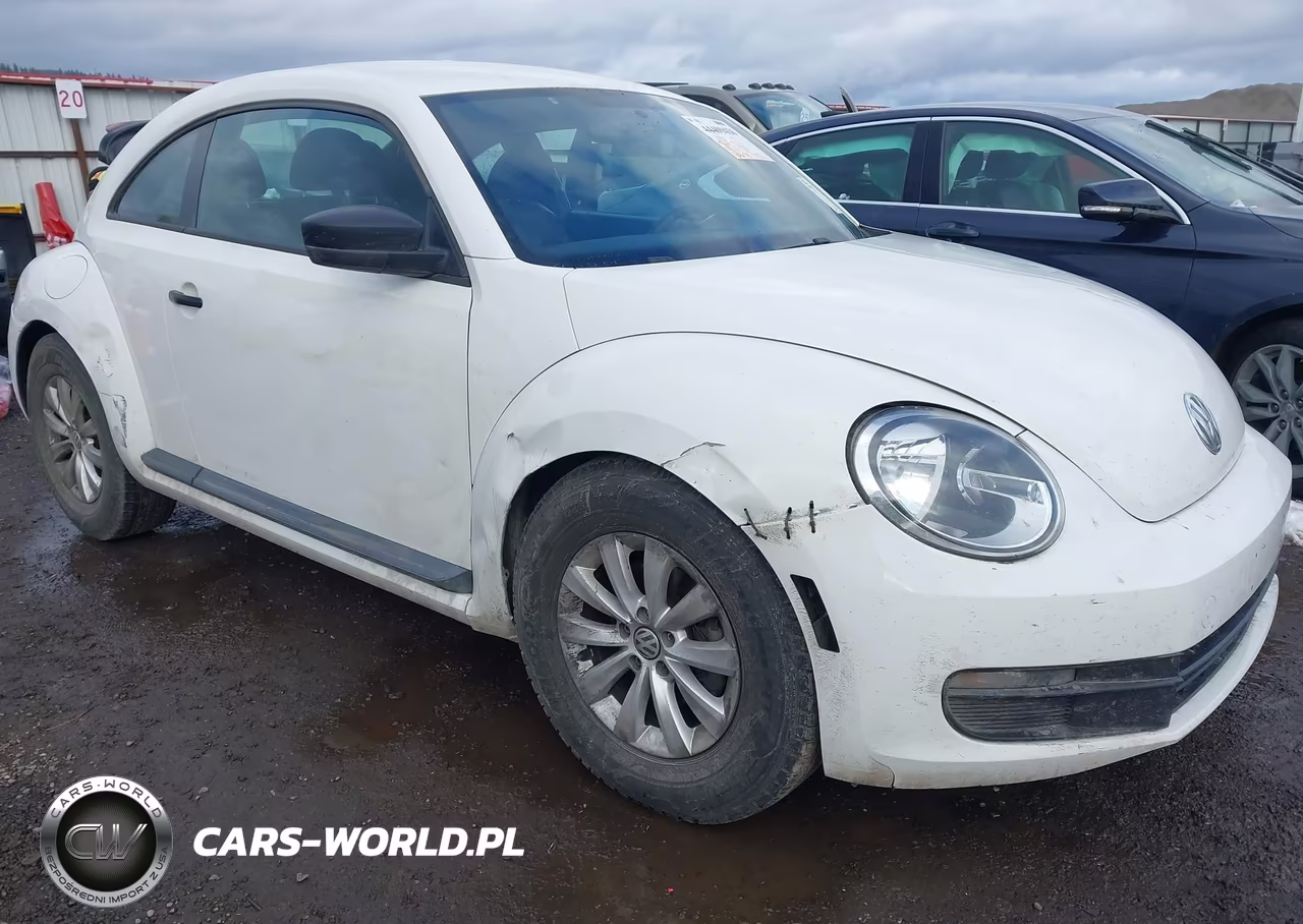 2013 Volkswagen Beetle 2.5L Entry VIN:3VWFP7AT8DM652808 - 6