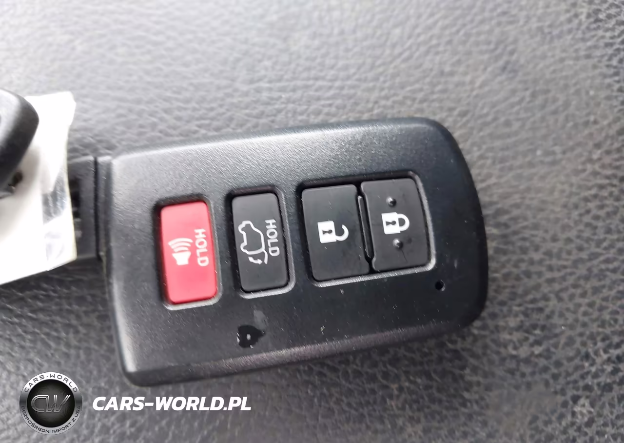 2018 Toyota Rav4 Xle VIN:2T3RFREV1JW848397 - 11