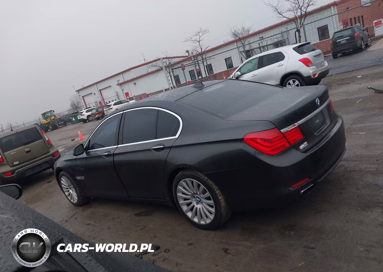 2012 BMW 750I xDrive VIN:WBAKC6C50CC396554 - 14