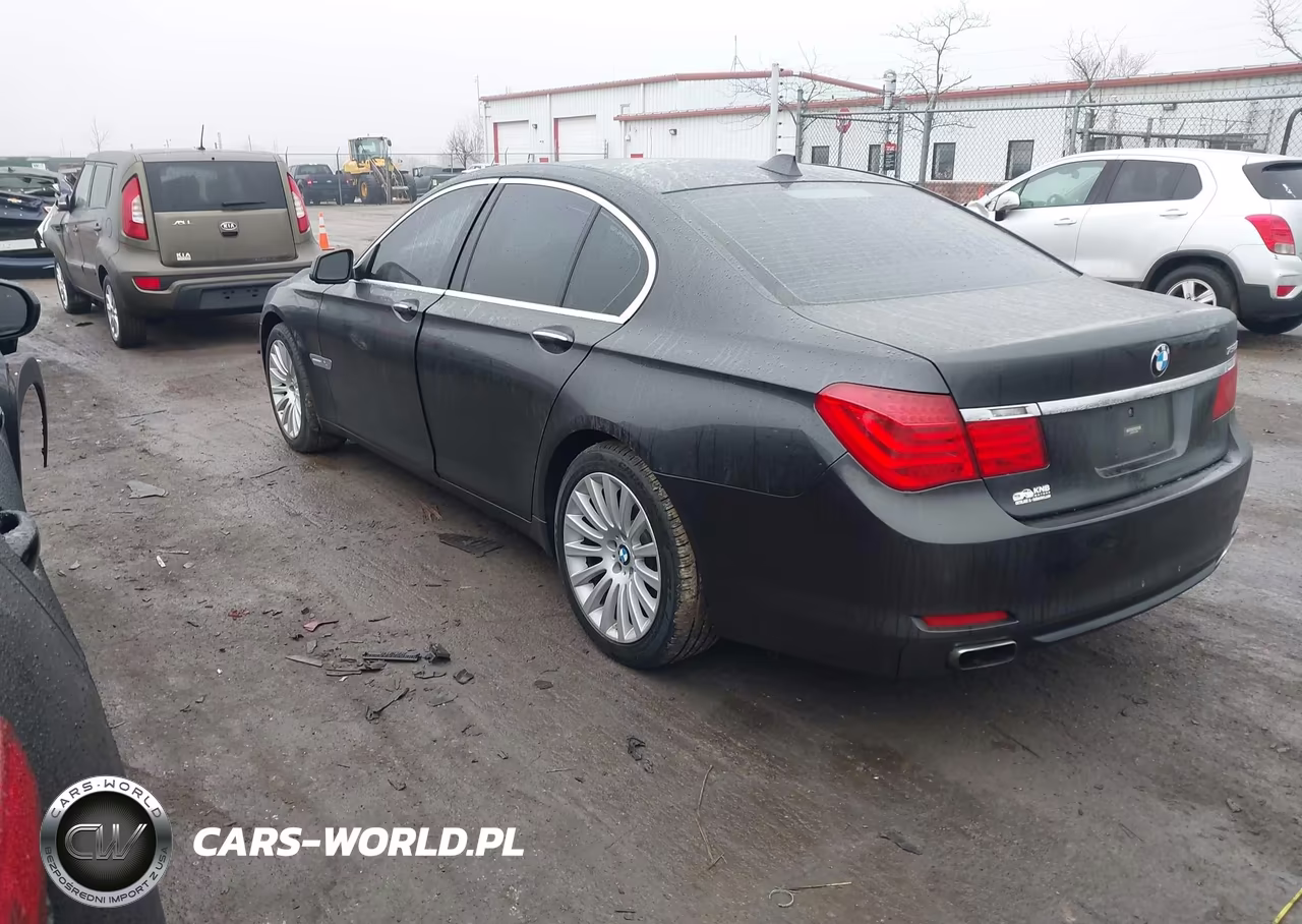 2012 BMW 750I xDrive VIN:WBAKC6C50CC396554 - 3