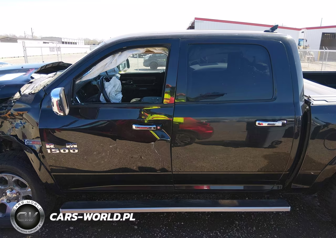 2017 Ram 1500 Laramie 4X4 5'7 Box VIN:1C6RR7NM7HS881482 - 14