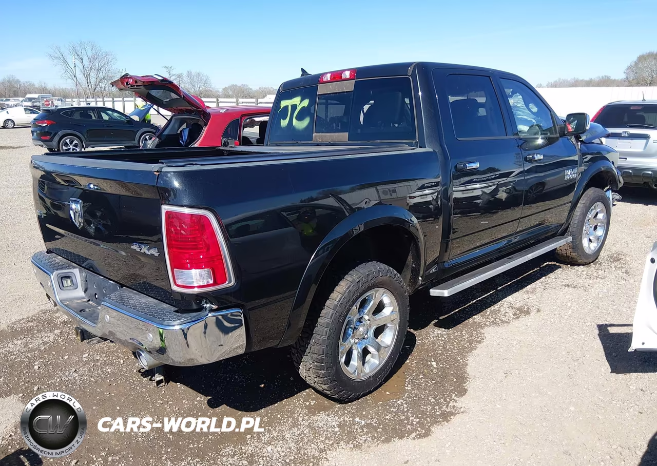 2017 Ram 1500 Laramie 4X4 5'7 Box VIN:1C6RR7NM7HS881482 - 4