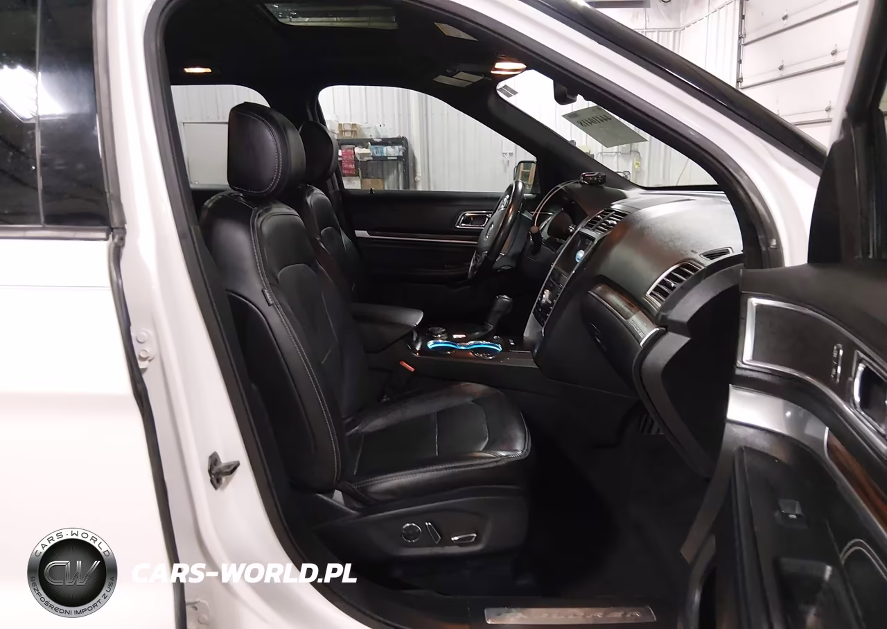 2017 Ford Explorer Limited VIN:1FM5K8F81HGB88389 - 5