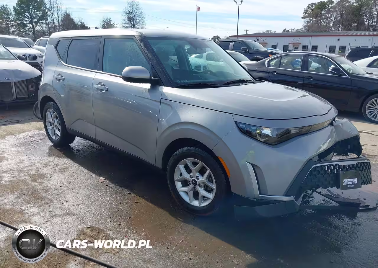 2023 Kia Soul Lx