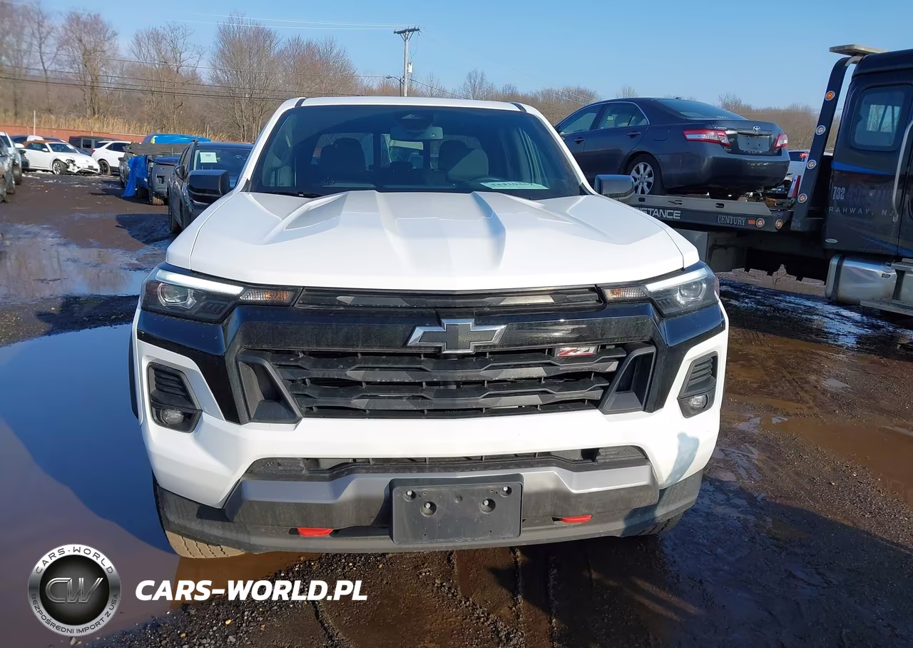 2023 Chevrolet Colorado Z71 VIN:1GCPTDEK8P1204167 - 12