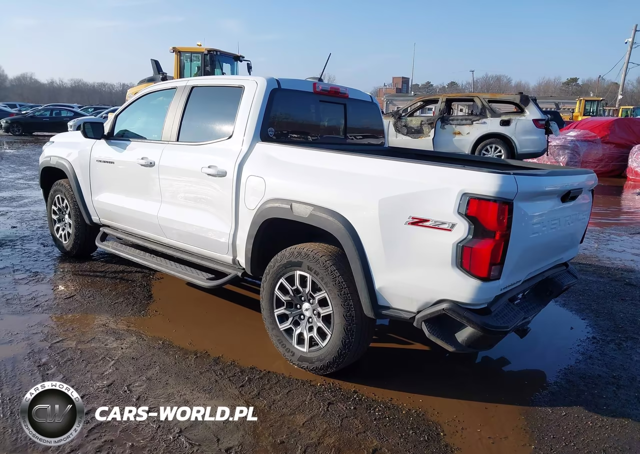 2023 Chevrolet Colorado Z71 VIN:1GCPTDEK8P1204167 - 3