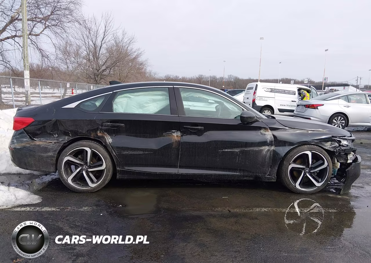 2018 Honda Accord Sport VIN:1HGCV1E39JA207751 - 13