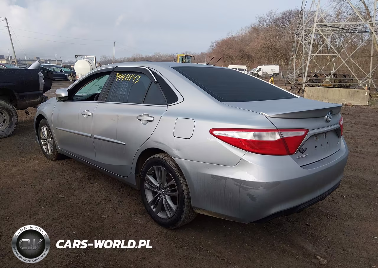 2017 Toyota Camry Se VIN:4T1BF1FK7HU787521 - 3