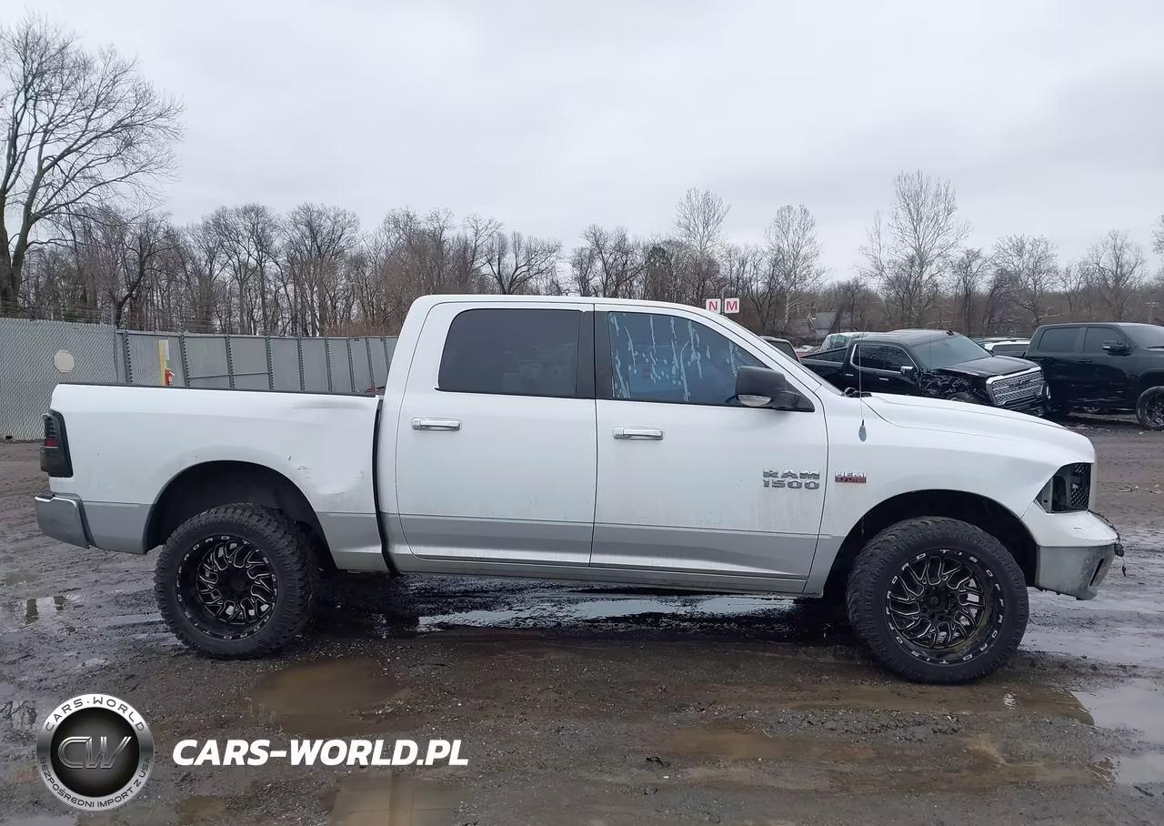 2013 Ram 1500 Laramie VIN:1C6RR7NT1DS638168 - 14