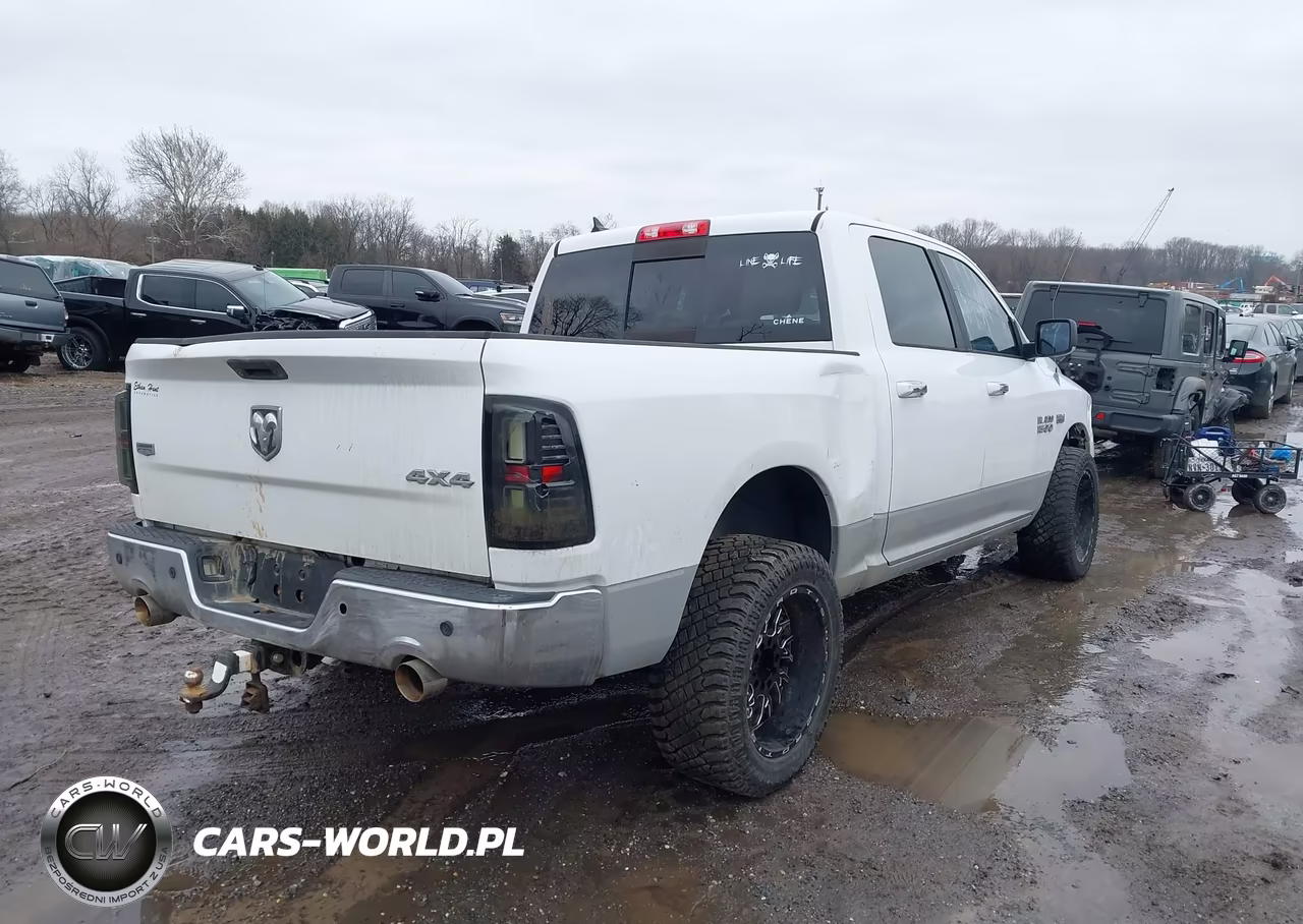 2013 Ram 1500 Laramie VIN:1C6RR7NT1DS638168 - 4