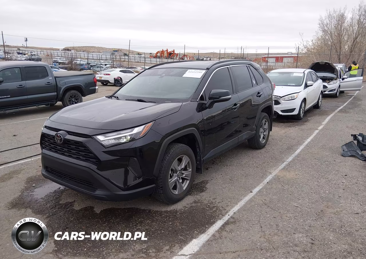 2024 Toyota Rav4 Xle VIN:2T3W1RFV8RC263314 - 2