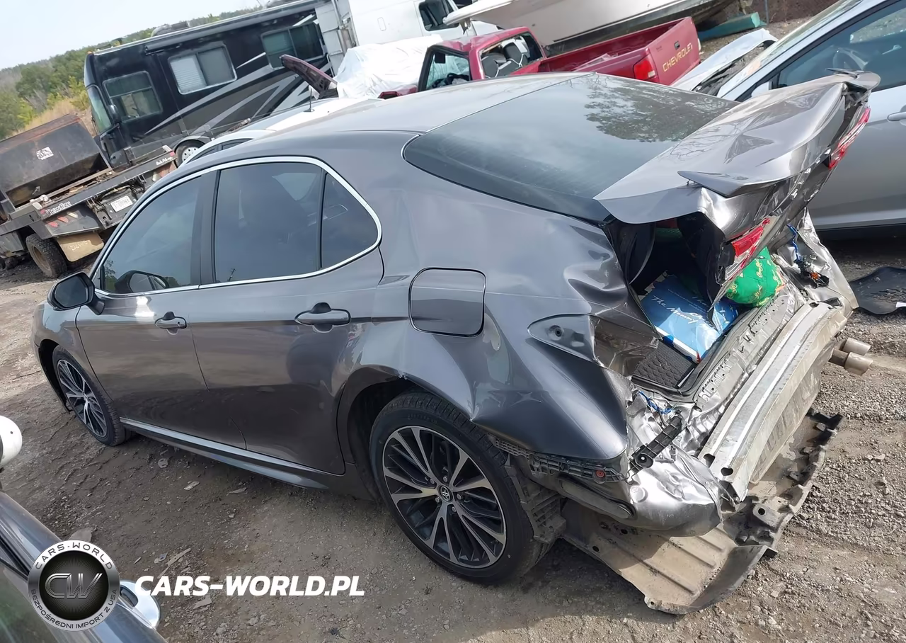 2018 Toyota Camry Se VIN:4T1B11HK1JU020782 - 14