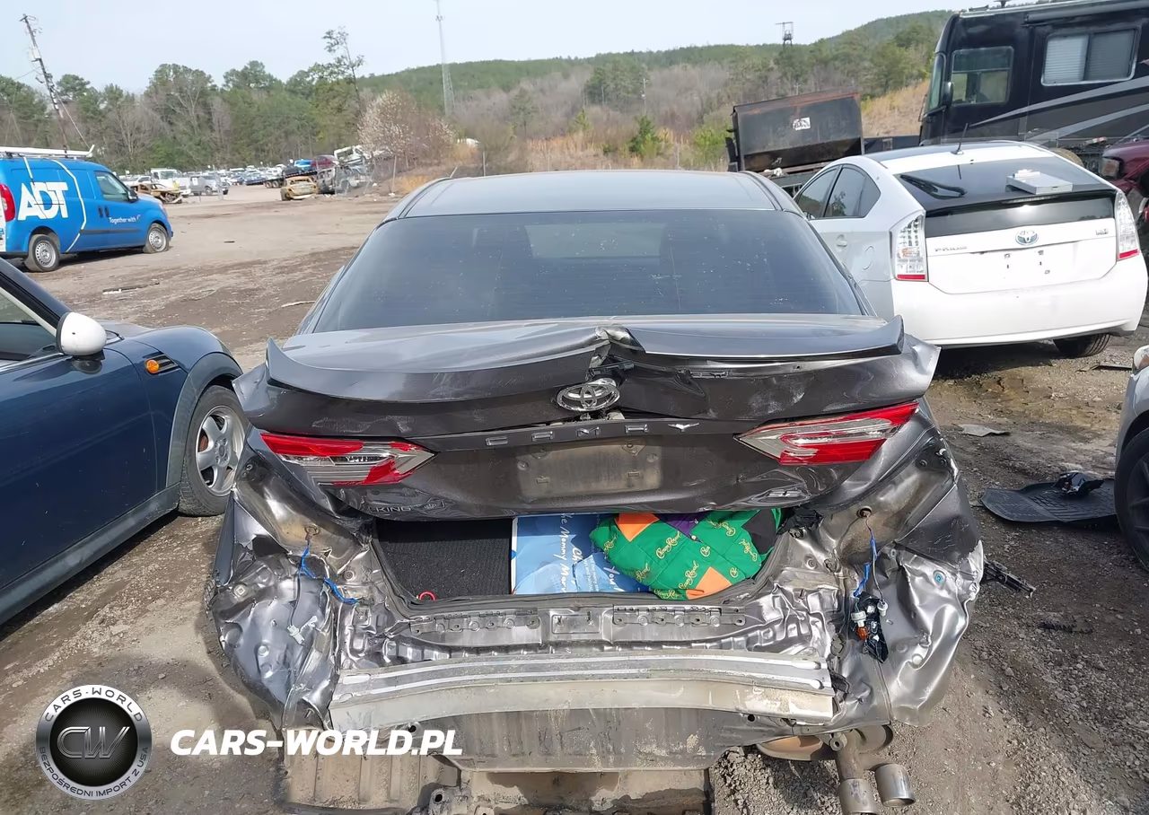2018 Toyota Camry Se VIN:4T1B11HK1JU020782 - 16