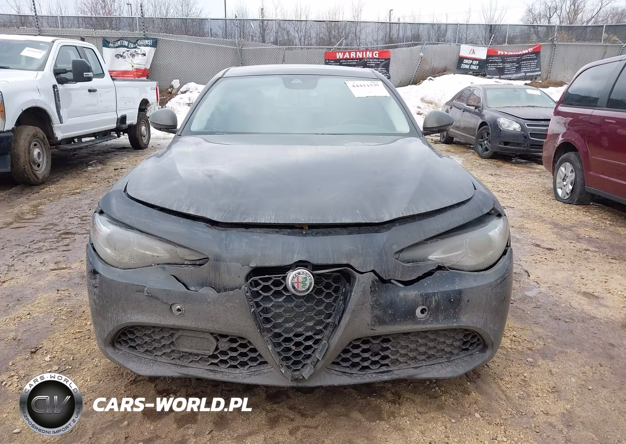 2017 Alfa Romeo Giulia Ti Awd VIN:ZARFAEEN9H7535880 - 12