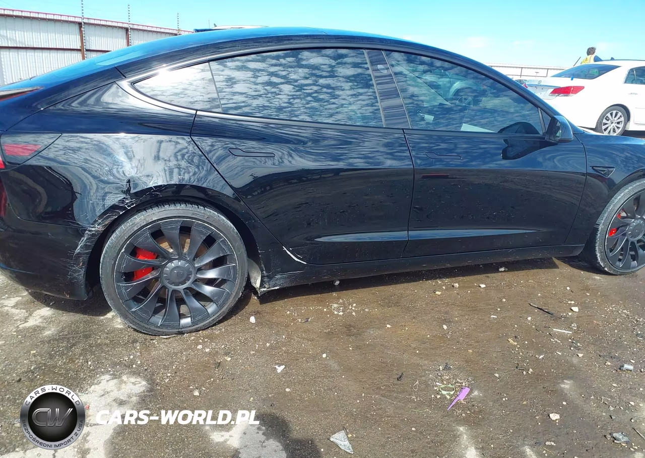 2022 Tesla Model 3 Performance Dual Motor All-Wheel Drive VIN:5YJ3E1EC0NF324808 - 6