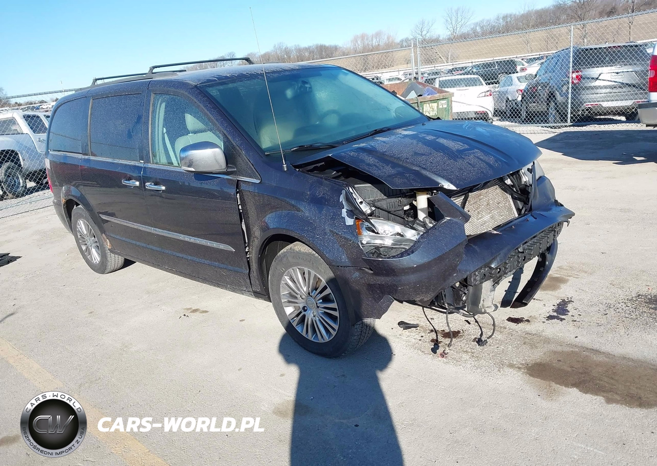 2013 Chrysler Town & Country Touring-L