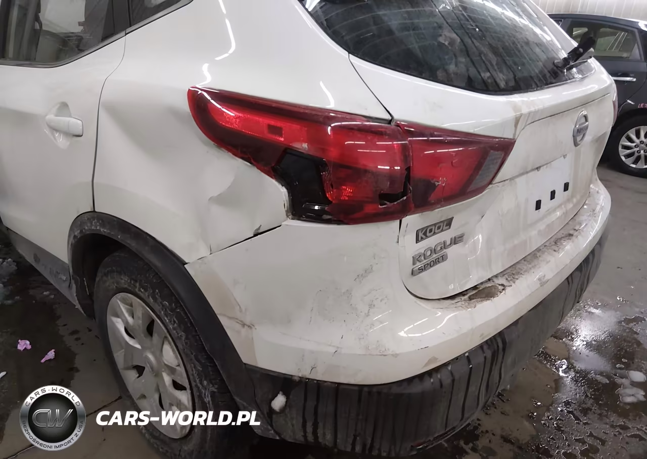 2019 Nissan Rogue Sport S VIN:JN1BJ1CR3KW311608 - 18