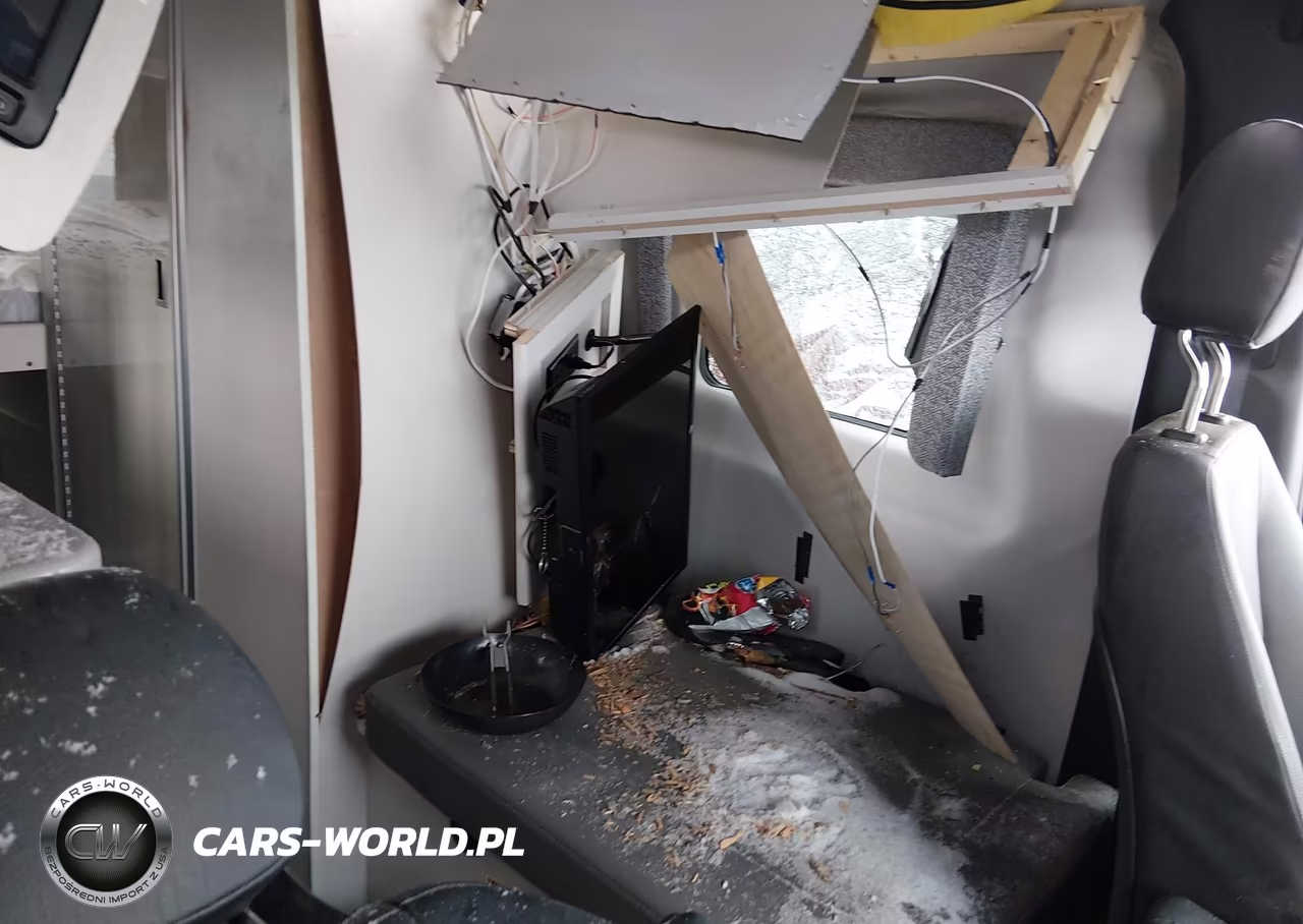 2022 Mercedes Benz Sprinter 2500 VIN:W1X4EBVY7NP492750 - 8