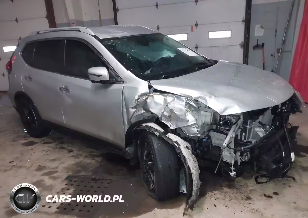 2018 Nissan Rogue Sv