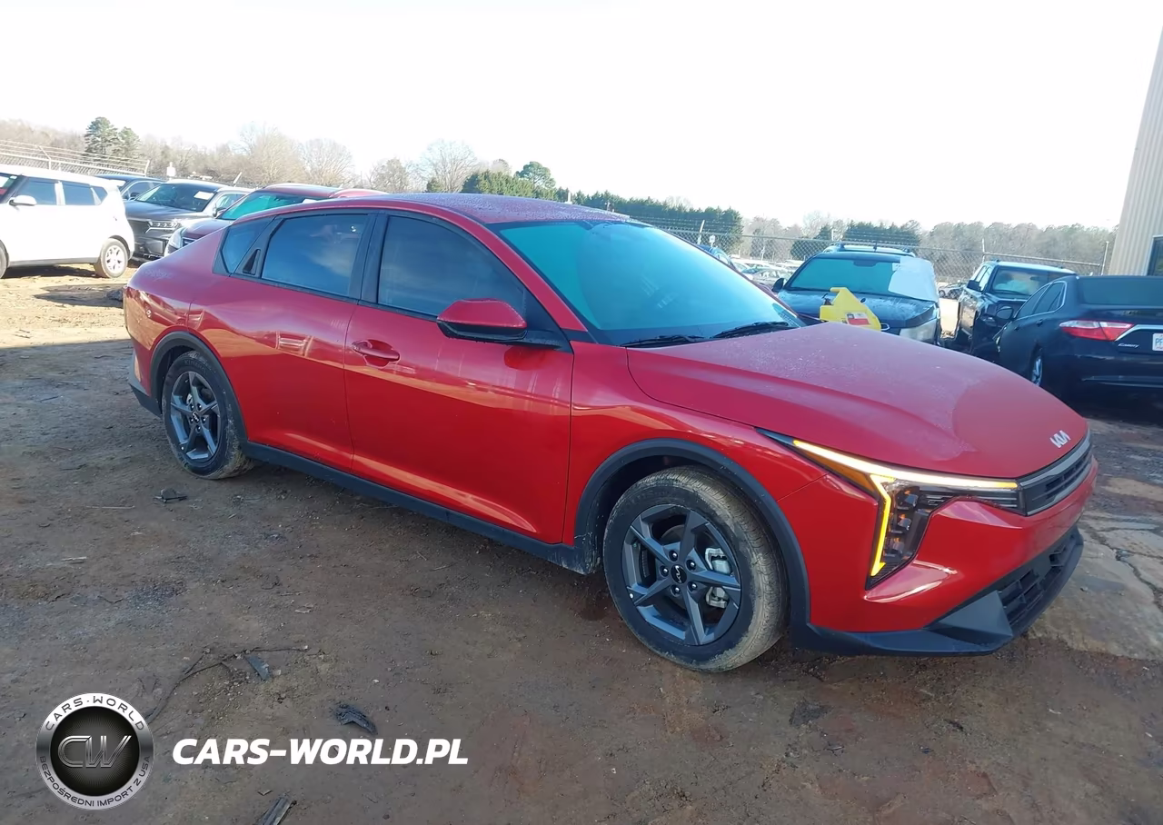 2025 Kia K4 Lxs